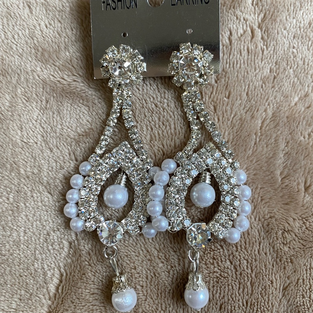 Fashion earrings